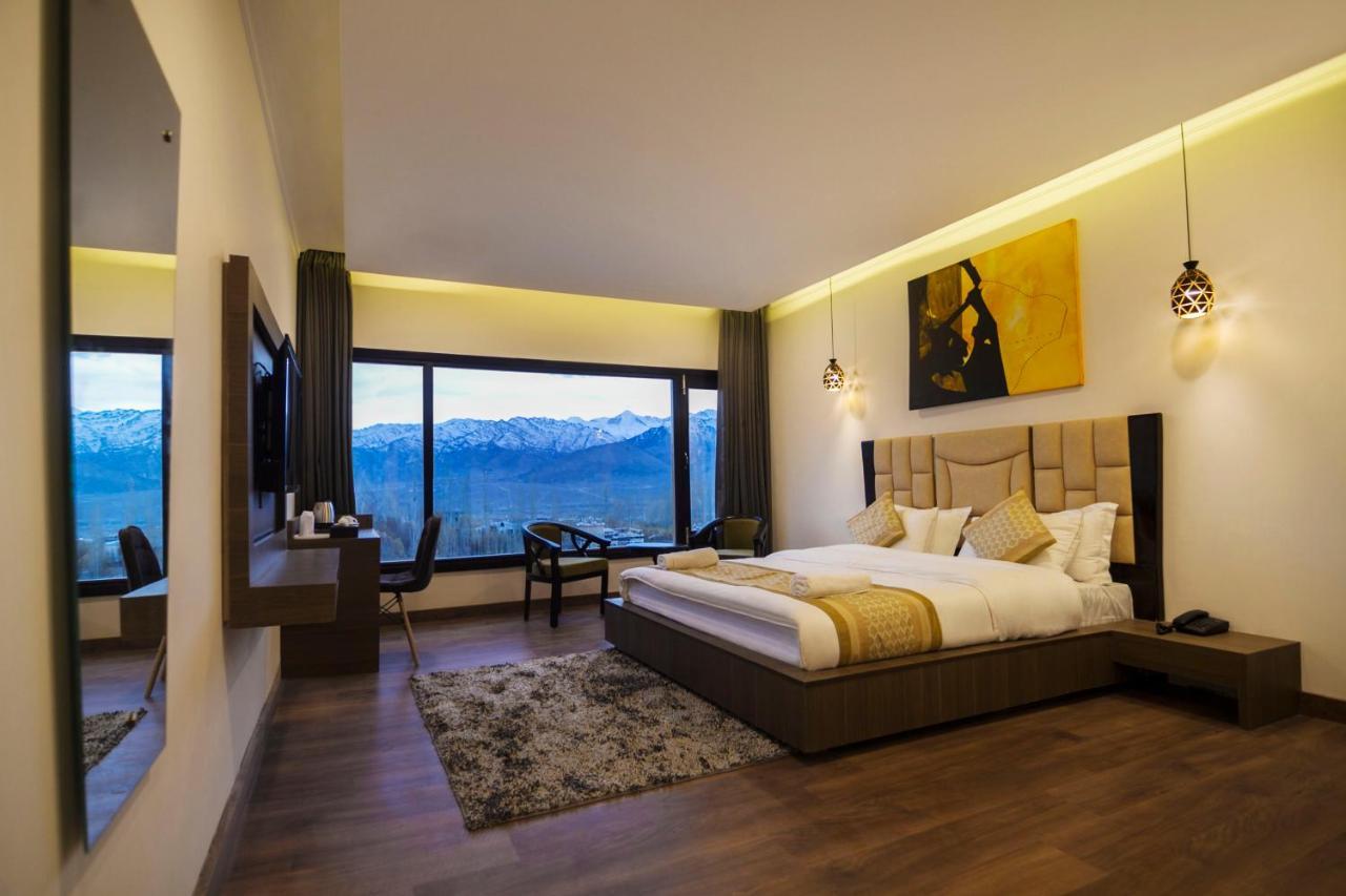 Hotel Sia Residency 列城 外观 照片