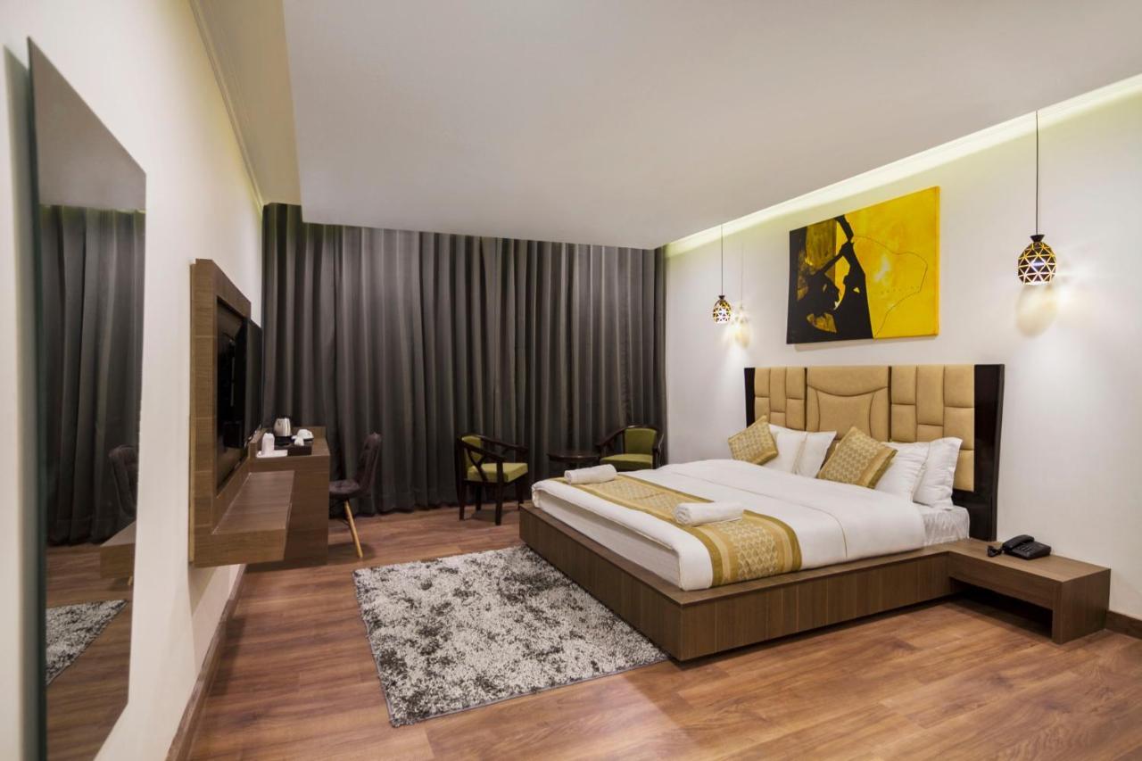 Hotel Sia Residency 列城 外观 照片