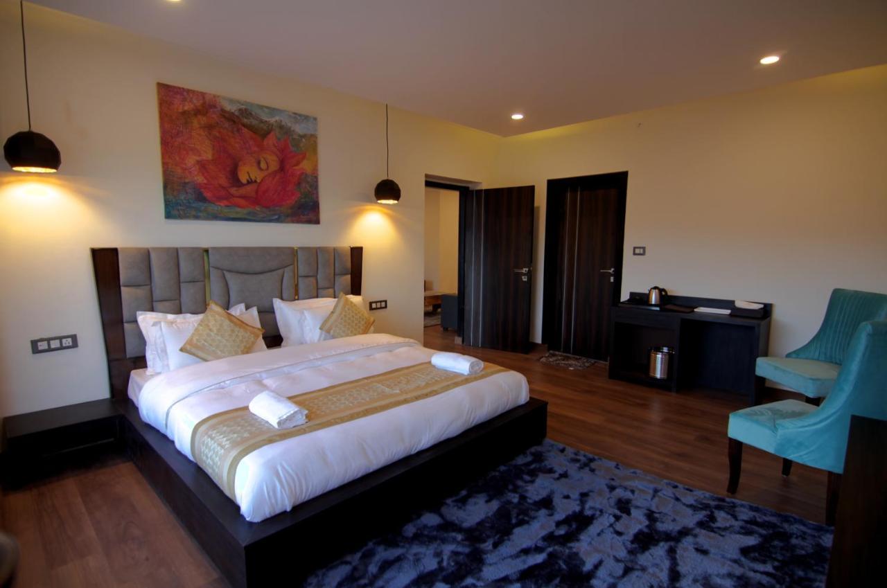 Hotel Sia Residency 列城 外观 照片